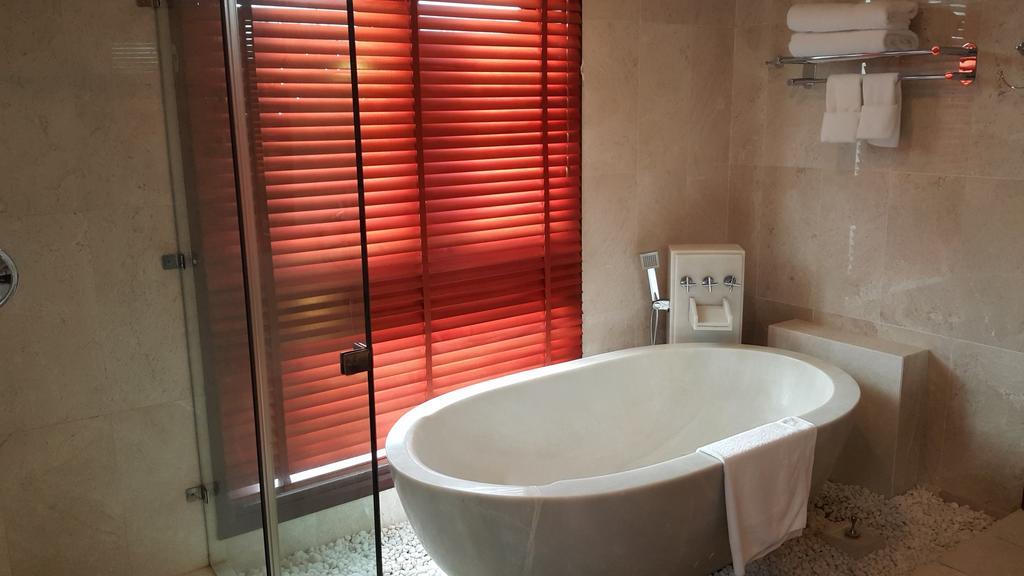 Champa Villa With Private Pool At Furramar Danang 외부 사진